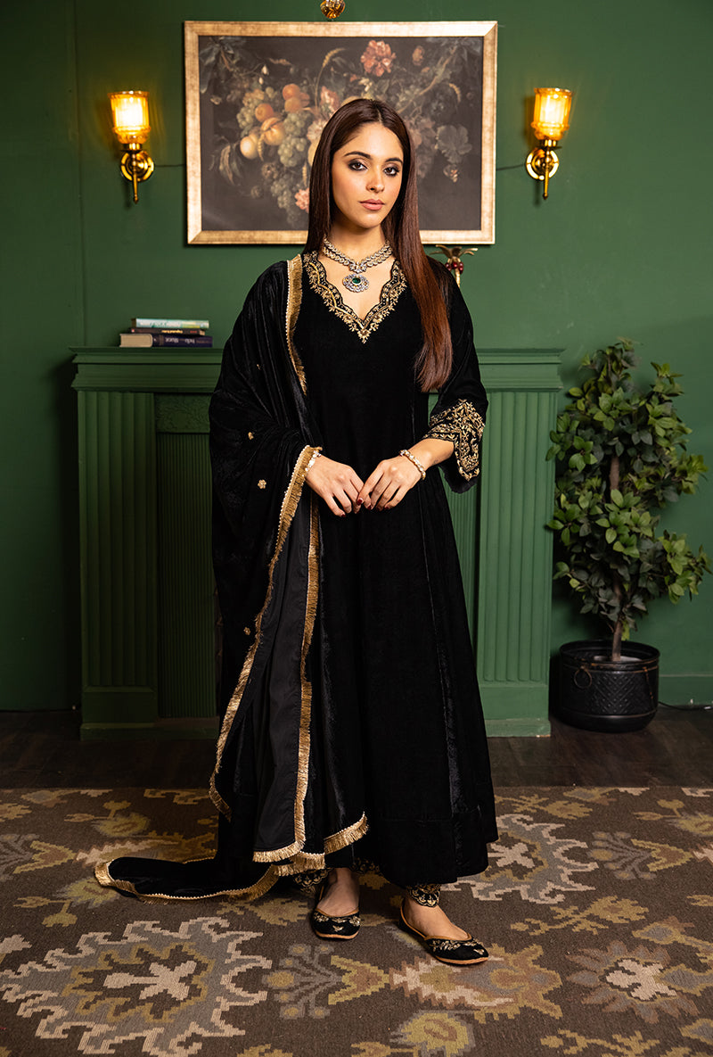 Black Velvet Scallop V- Neck And Sleeve Dastaan Anarkali Set