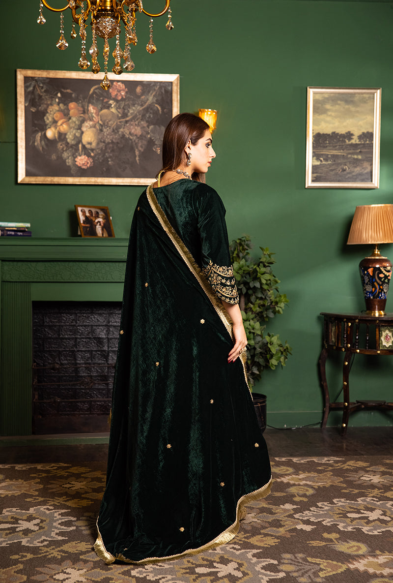 Bottle Green Velvet Scallop V- Neck And Sleeve Dastaan Anarkali Set