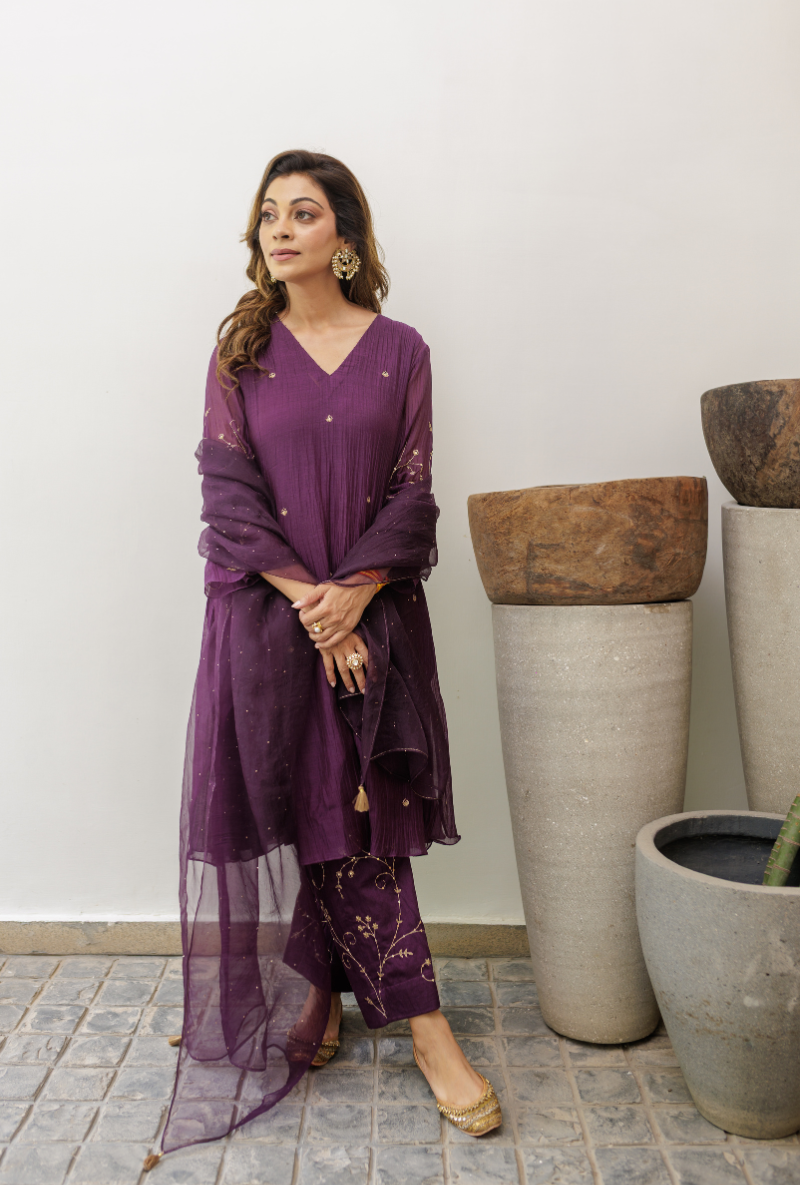 Meghna Nayyar in Purple Zari &amp; Dabka Work Urvi Kurta Set