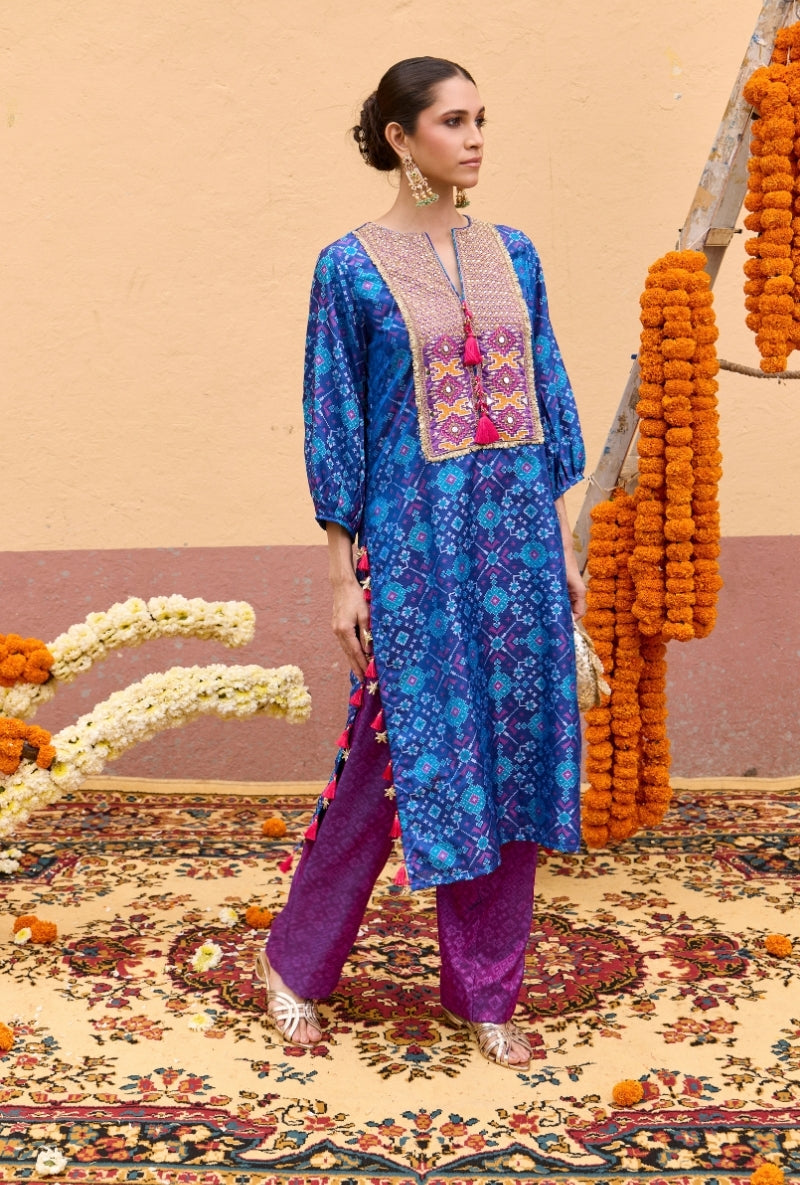 Blue Patola Kurta With Embroidery Oorja Kurta Set
