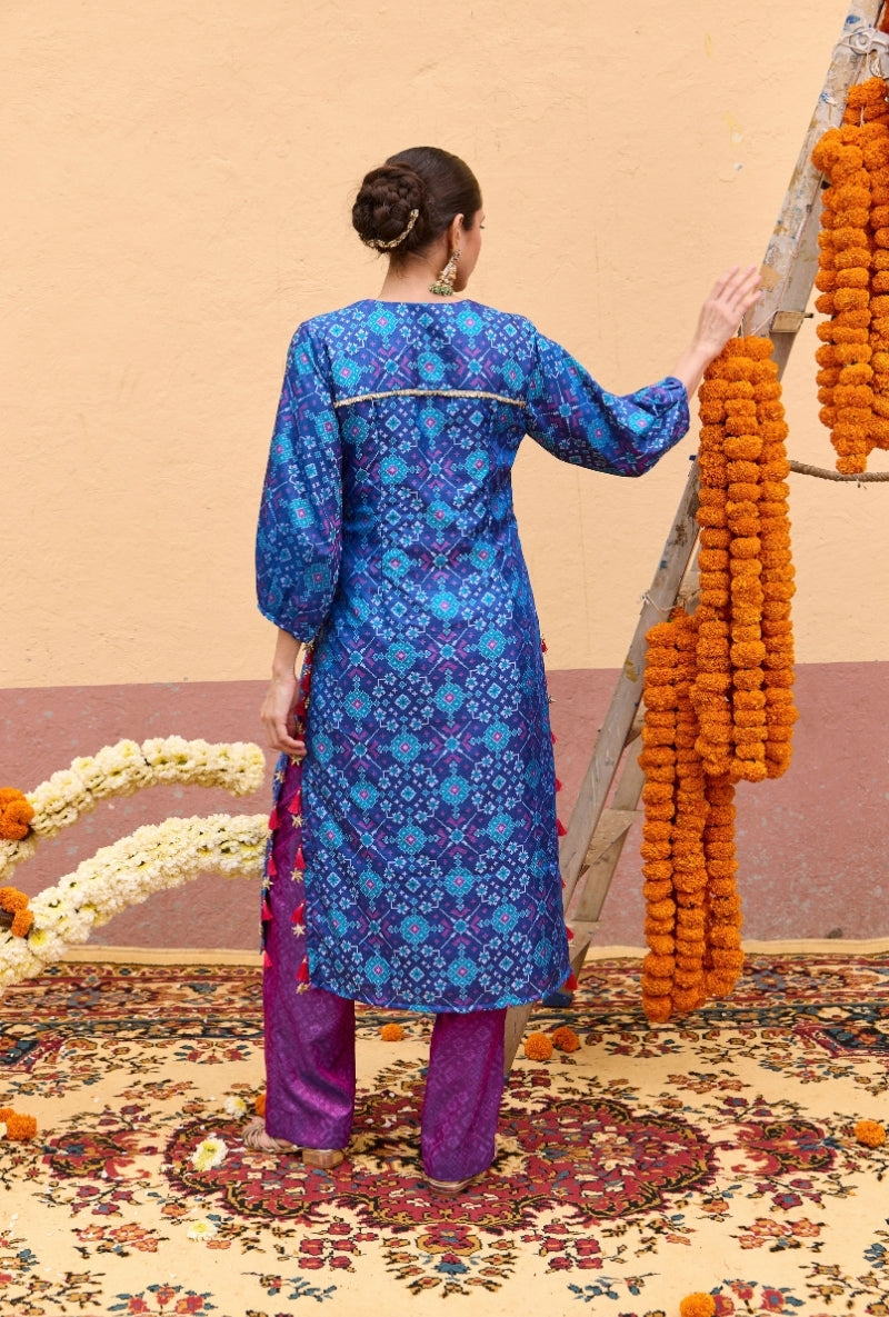 Blue Patola Kurta With Embroidery Oorja Kurta Set