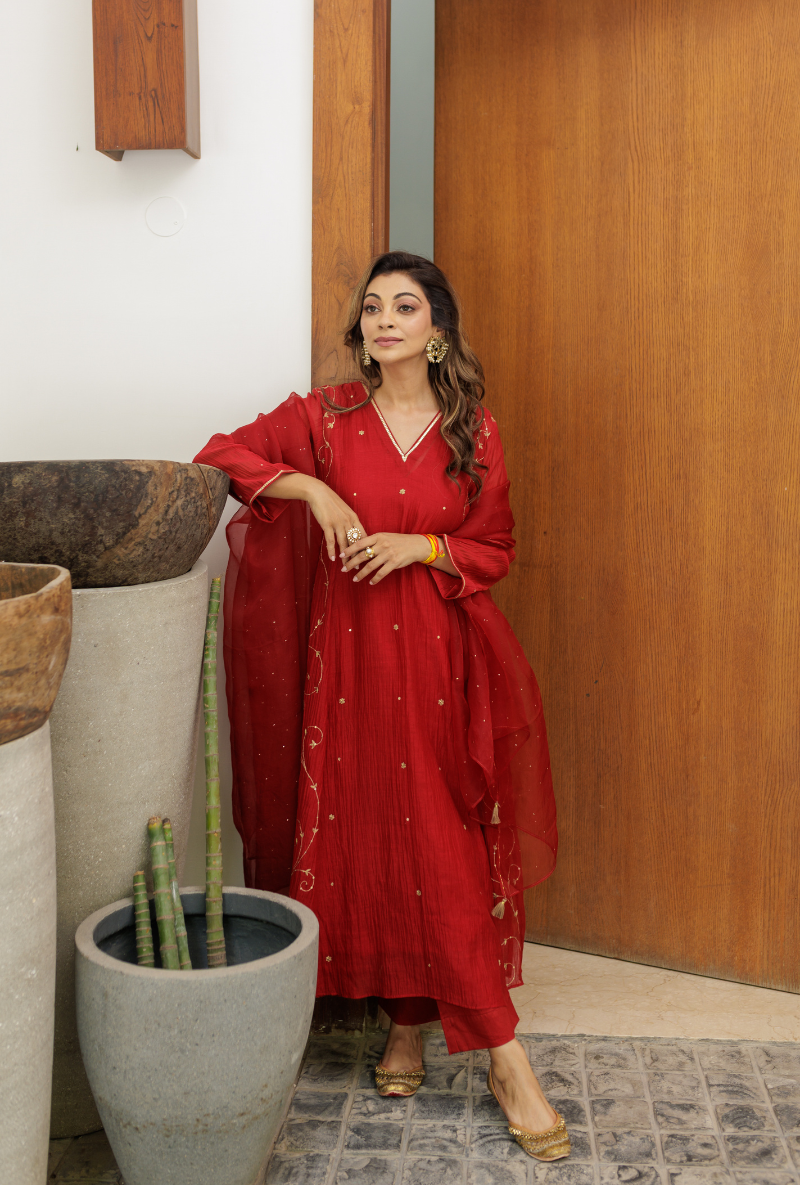 Meghna Nayyar in Red Embroidered Side Panels Urvi Kurta Set