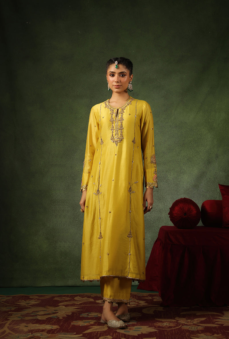 Yellow Zardosi Patti Buta Joda Ishq Kurta Set
