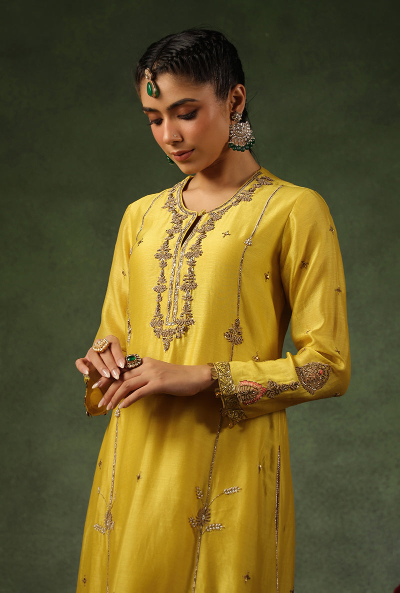 Yellow Zardosi Patti Buta Joda Ishq Kurta Set