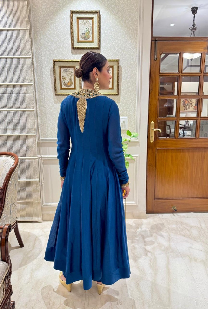 Meghna Nayyar in Blue Embroidered Heavy Yoke Mehfil Anarakali Set