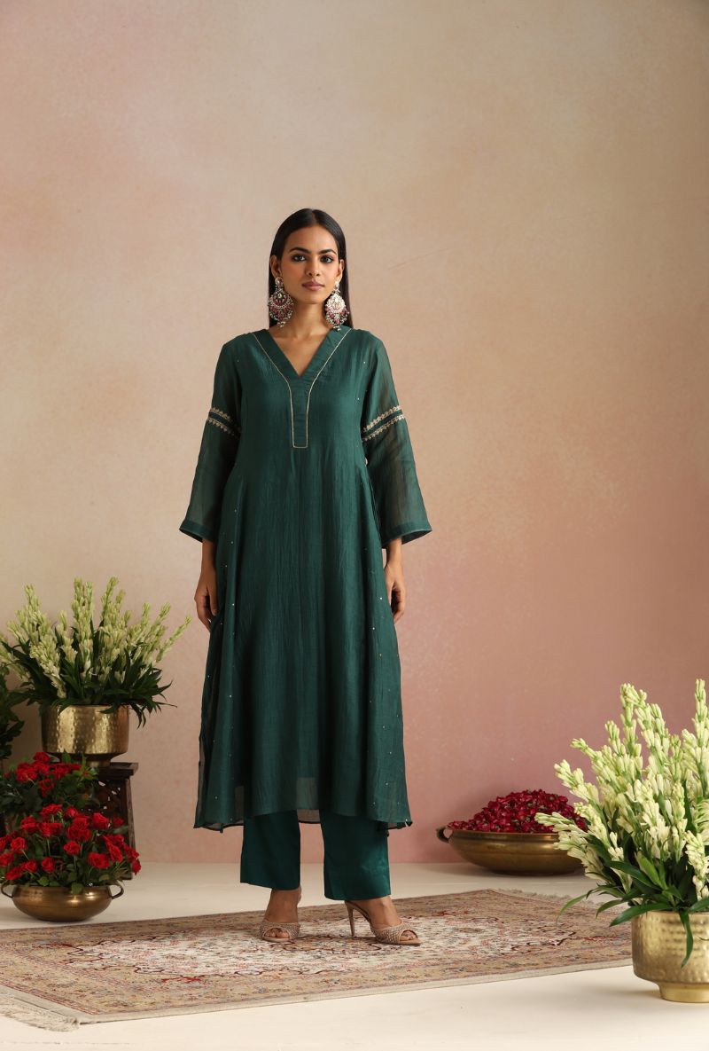 Bottle Green Hand Ebroidered Itrh Kurta Set