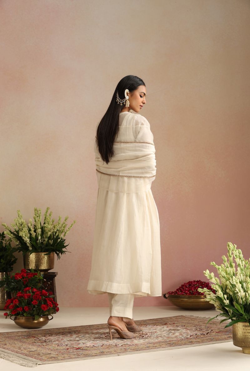 Ivory Dabka Itrh Kurta Set