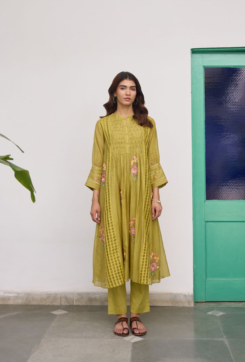 Green Smocked Yoke With Sequin Vaidehi Kurta Set