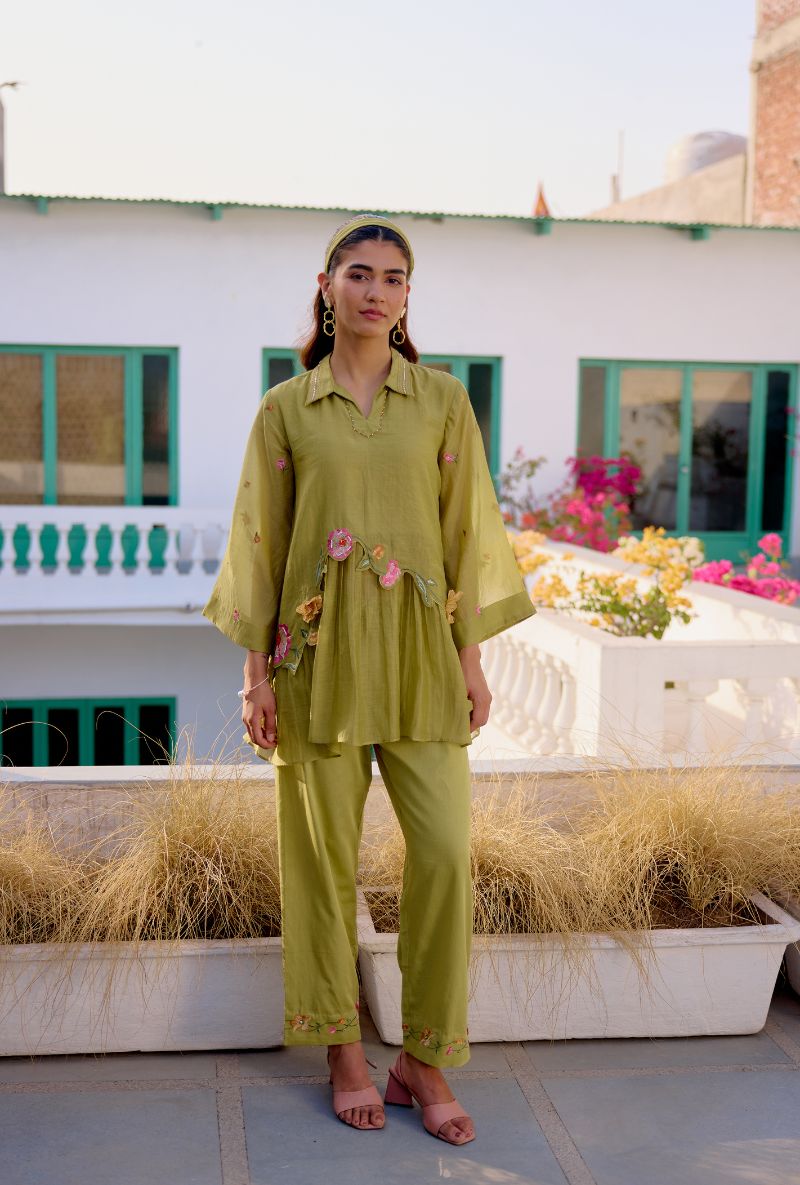 Green Floral Embroidered With Sequins Vaidehi Co-ord Set