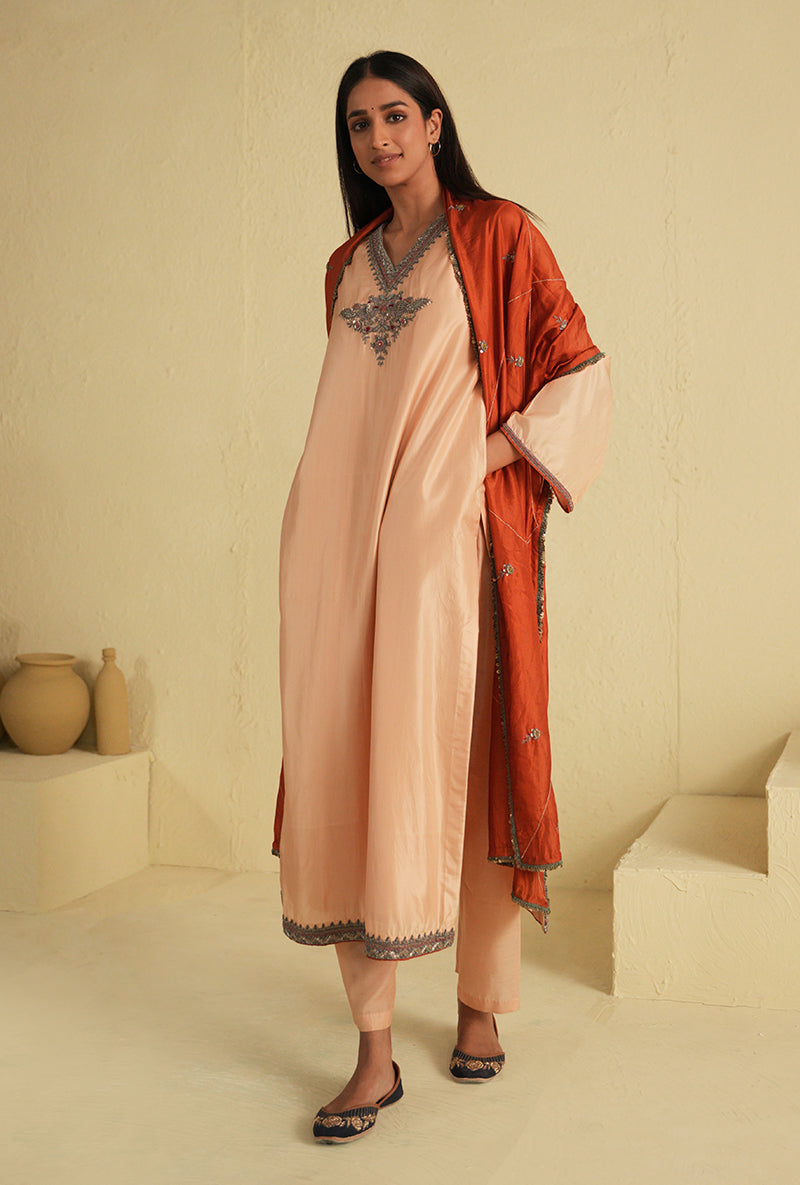 Spanish Villa Straight Cut Noorie Kurta Set