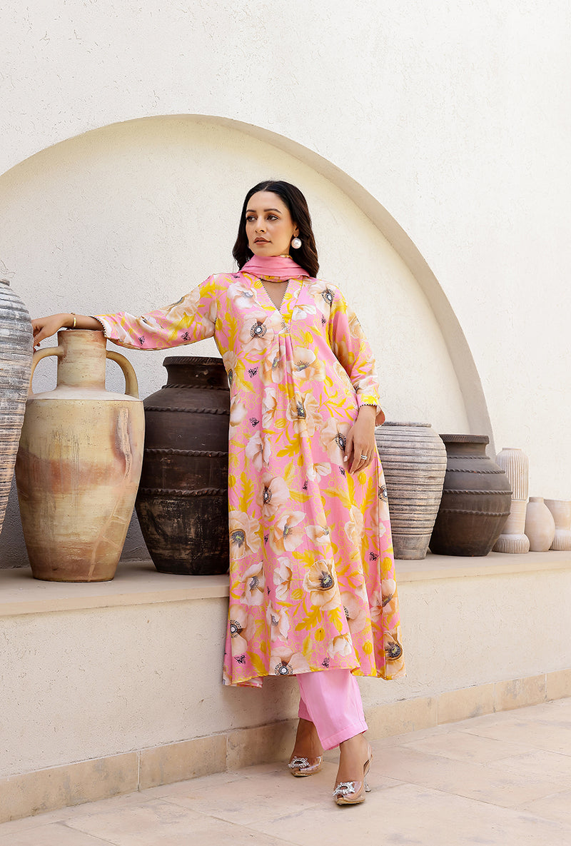 Pink Garden Printed Collar Magnolia Kurta Set