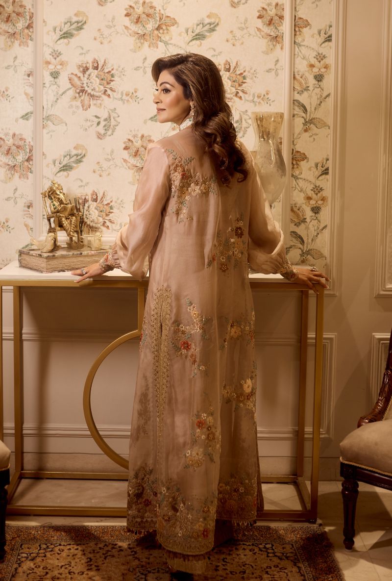 Meghna Nayyar in Ivory Mehfil Cape Set
