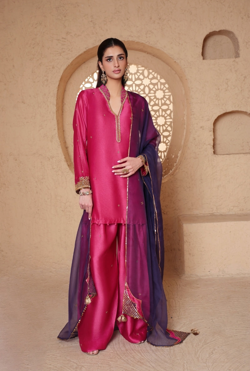 Pink Short Buti Nihira Salwar Set