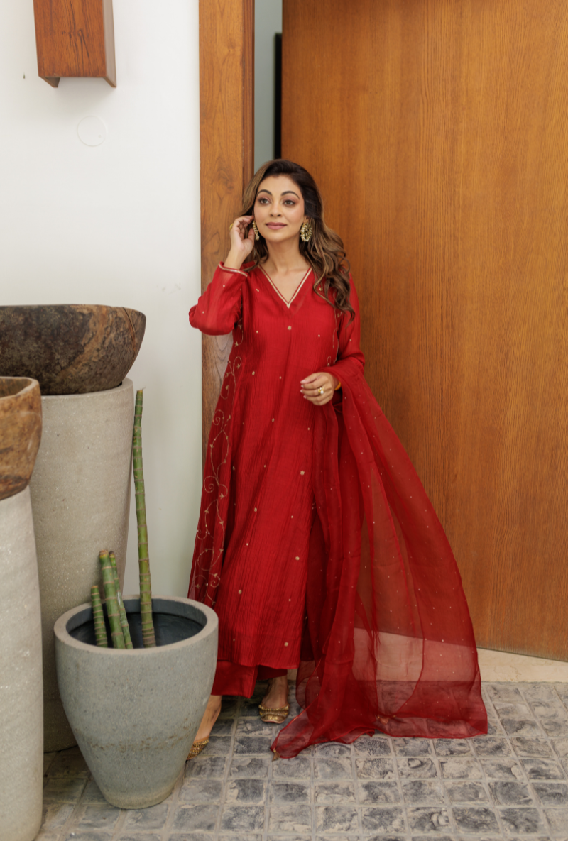 Meghna Nayyar in Red Embroidered Side Panels Urvi Kurta Set