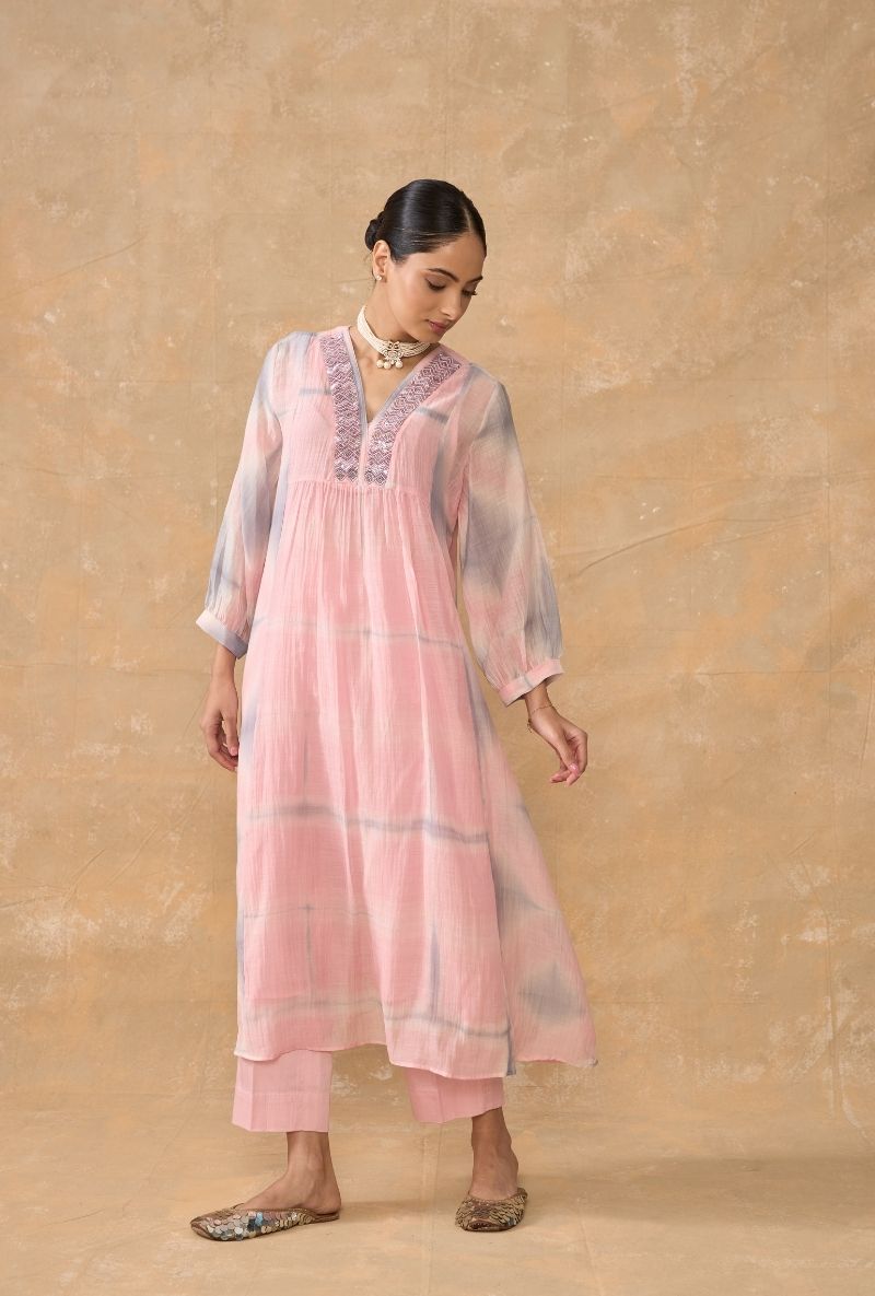 Pink Beaded Neck Clamp Dye Ruhi 2.0 Kurta Set – Misri By Meghna Nayyar