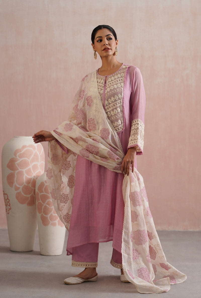 Lilac Pearl Embroidered Lace Detailing Prisha Kurta Set