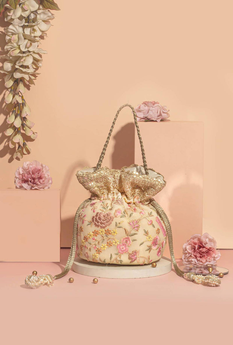 Heer Floral Embroidered Potli