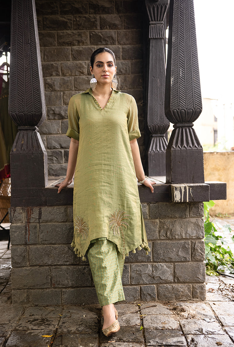Pista Green Asymmetrical Palm Tree Motif Surmayi Tunic Set