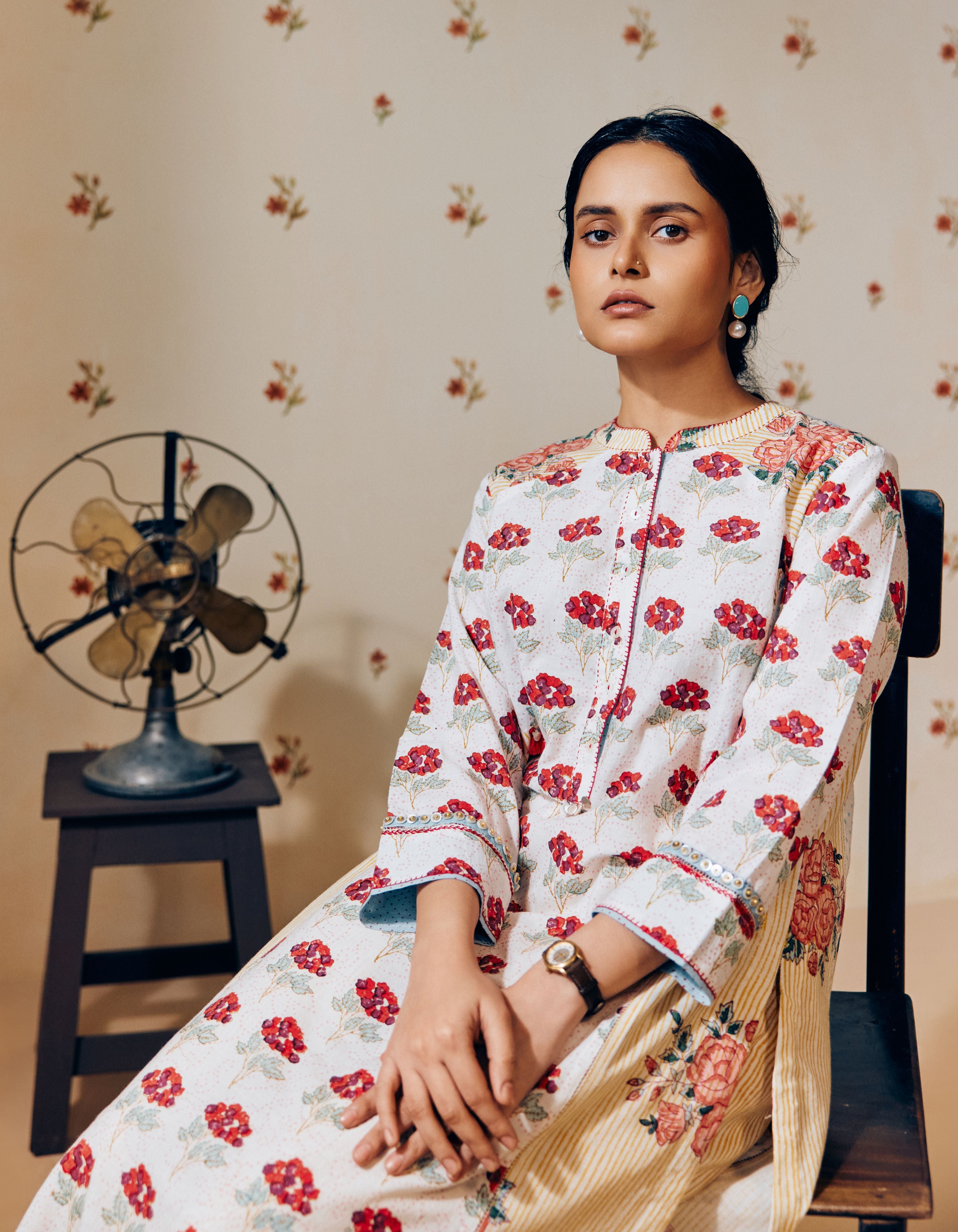 Off White Poppy and Stripes Print Mia Kurta Set