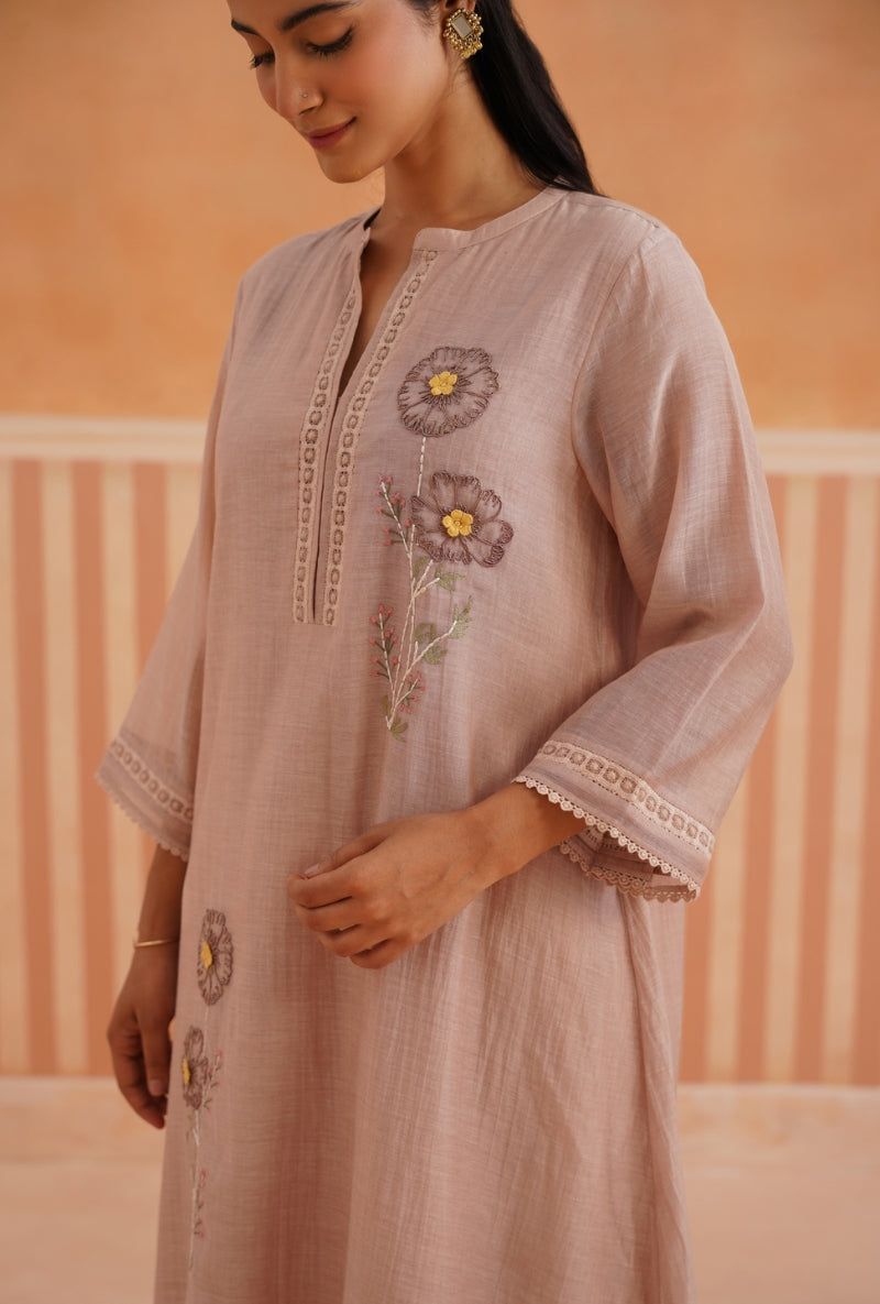 Mauve A-Line With Delicate Dori Floral Embroidery Pehar Kurta Set