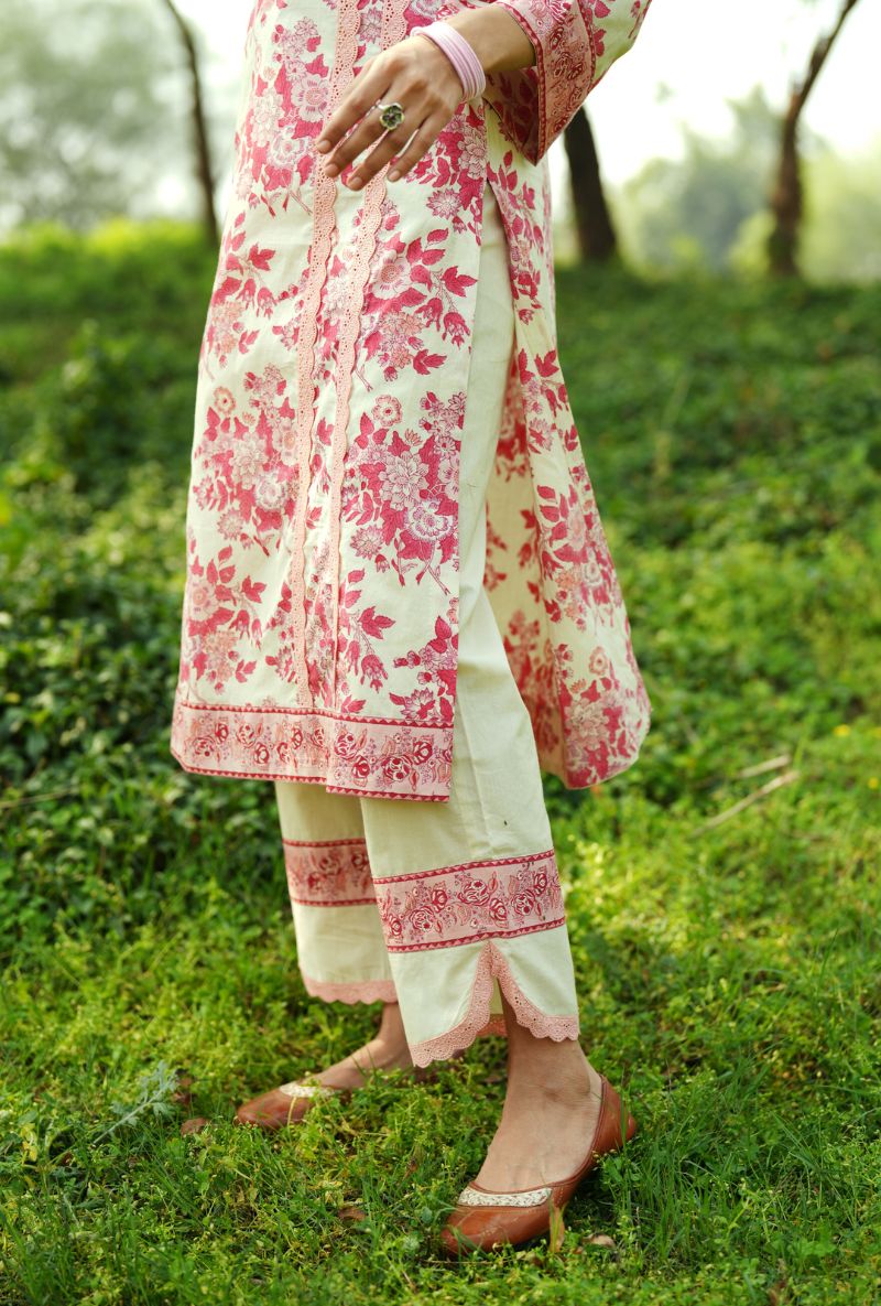 Riddhima Kapoor in Pink Handblock Print Straight Gulmohar Kurta Set