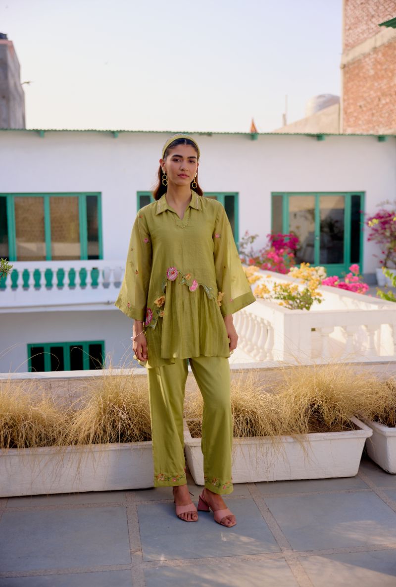 Green Floral Embroidered With Sequins Vaidehi Co-ord Set