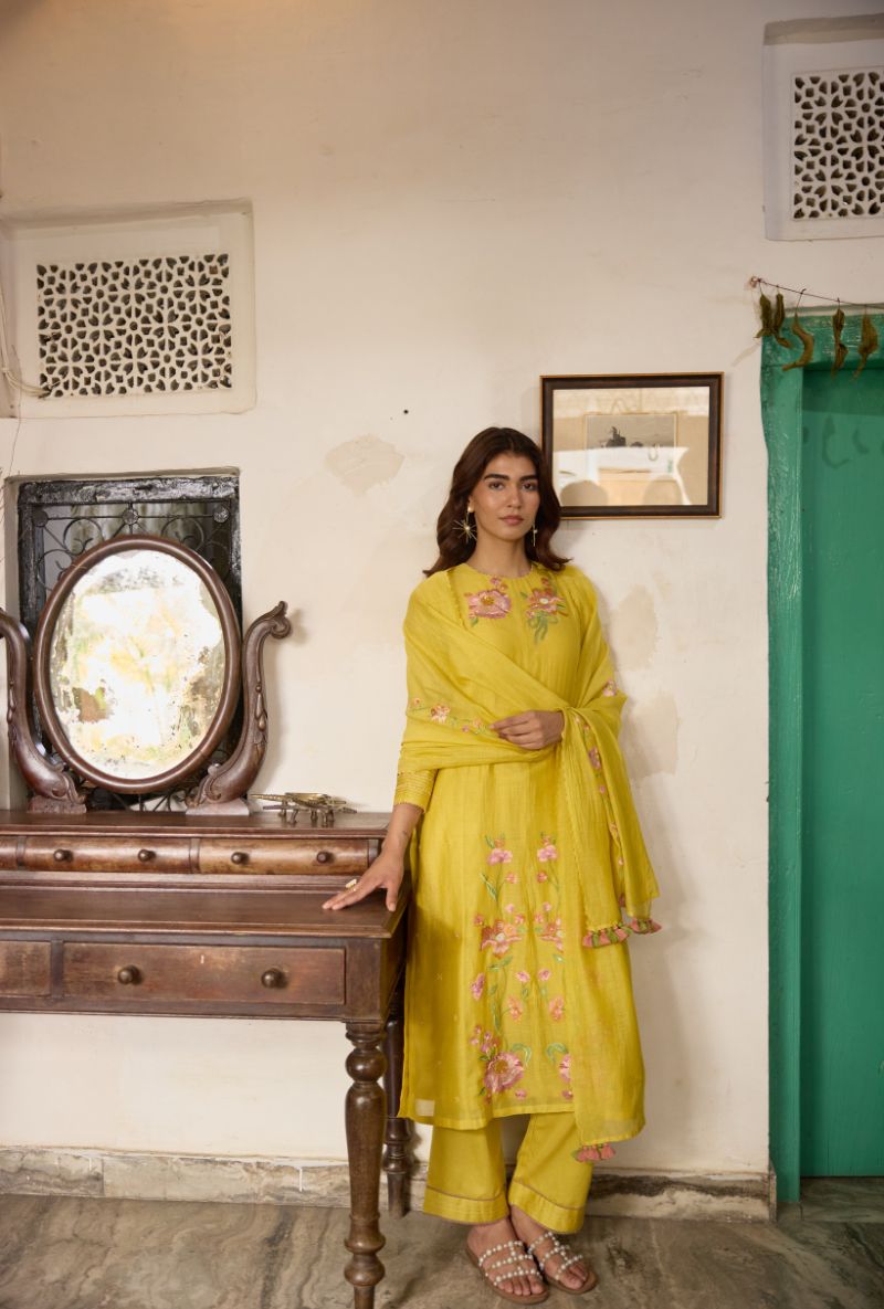 Yellow Resham Embroidered Floral Vaidehi Kurta Set