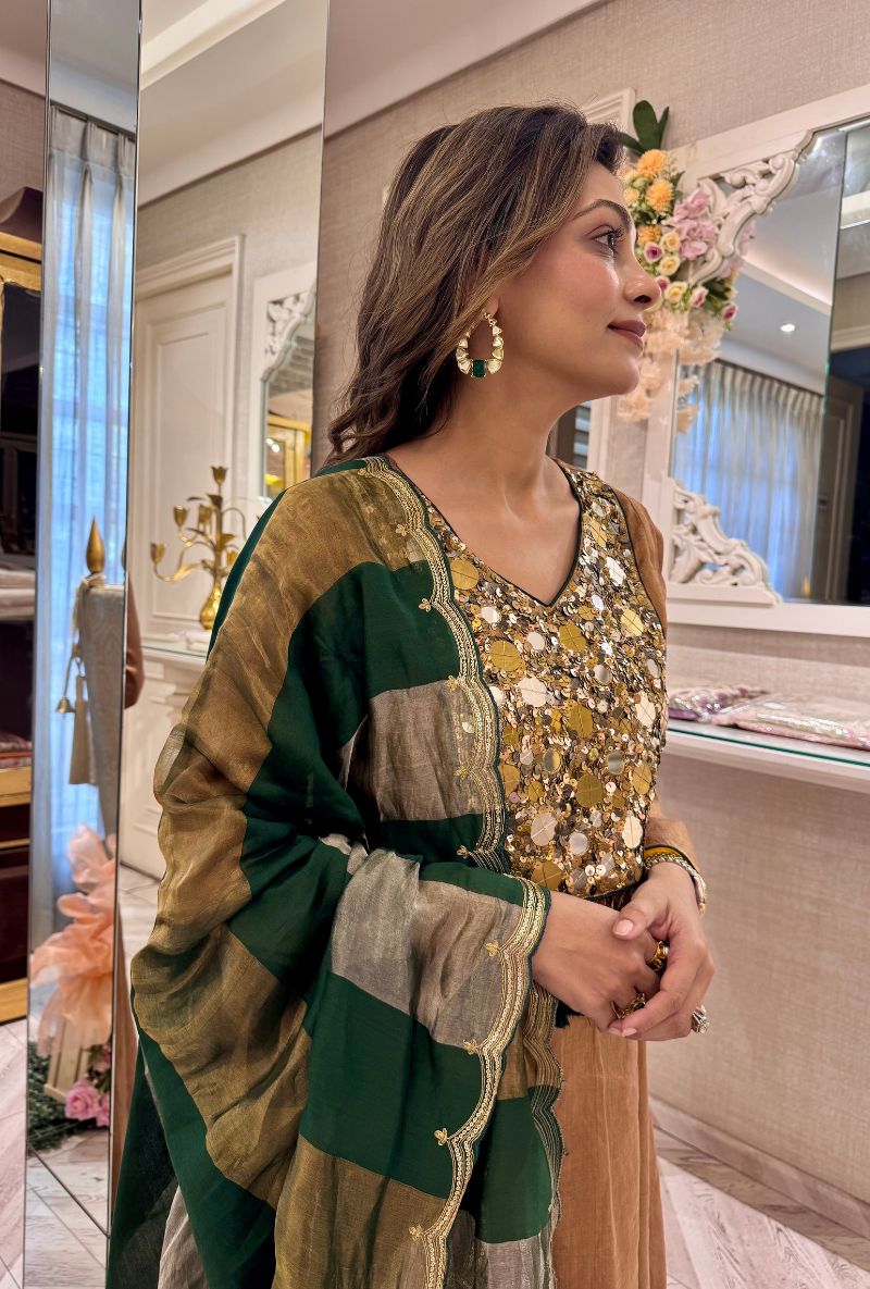 Meghna Nayyar in Gold Metallic Zardosi work Kainaat Anarkali Set