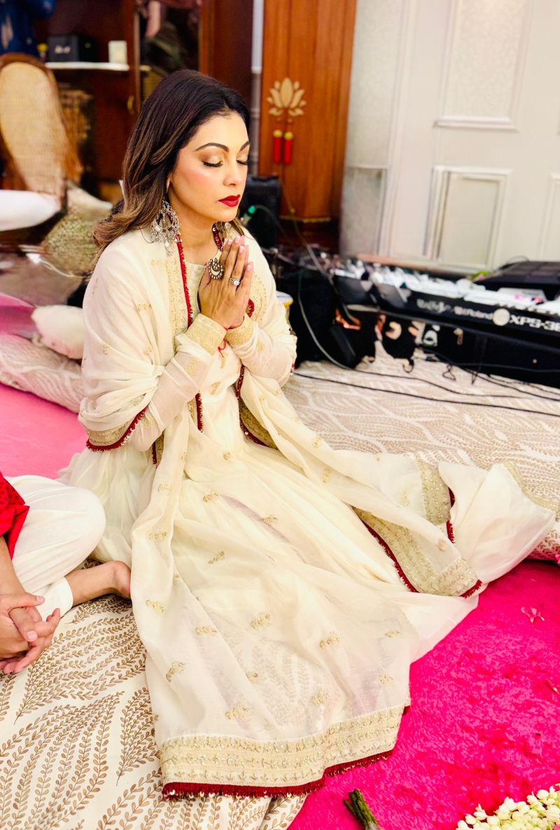 Meghna Nayyar in Ivory Kalidar Noorie Kurta Set