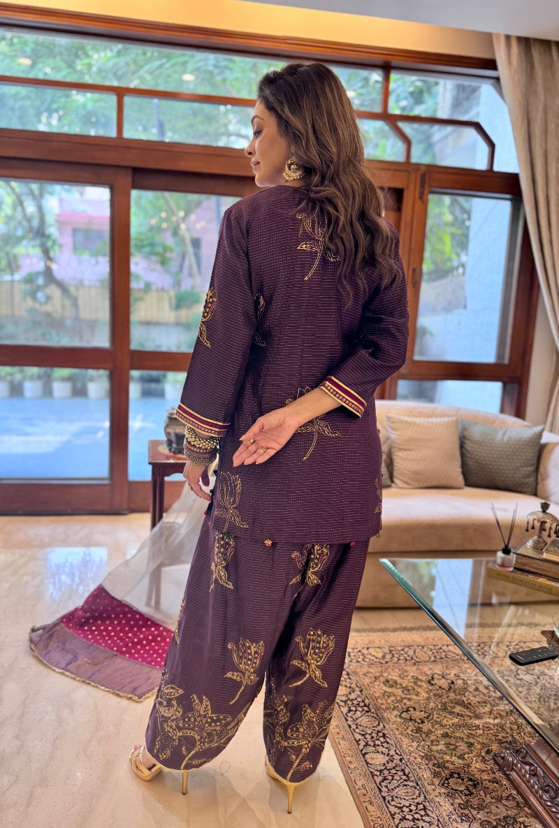 Meghna Nayyar in Purple Hand Embroidered Neck Farshi Set