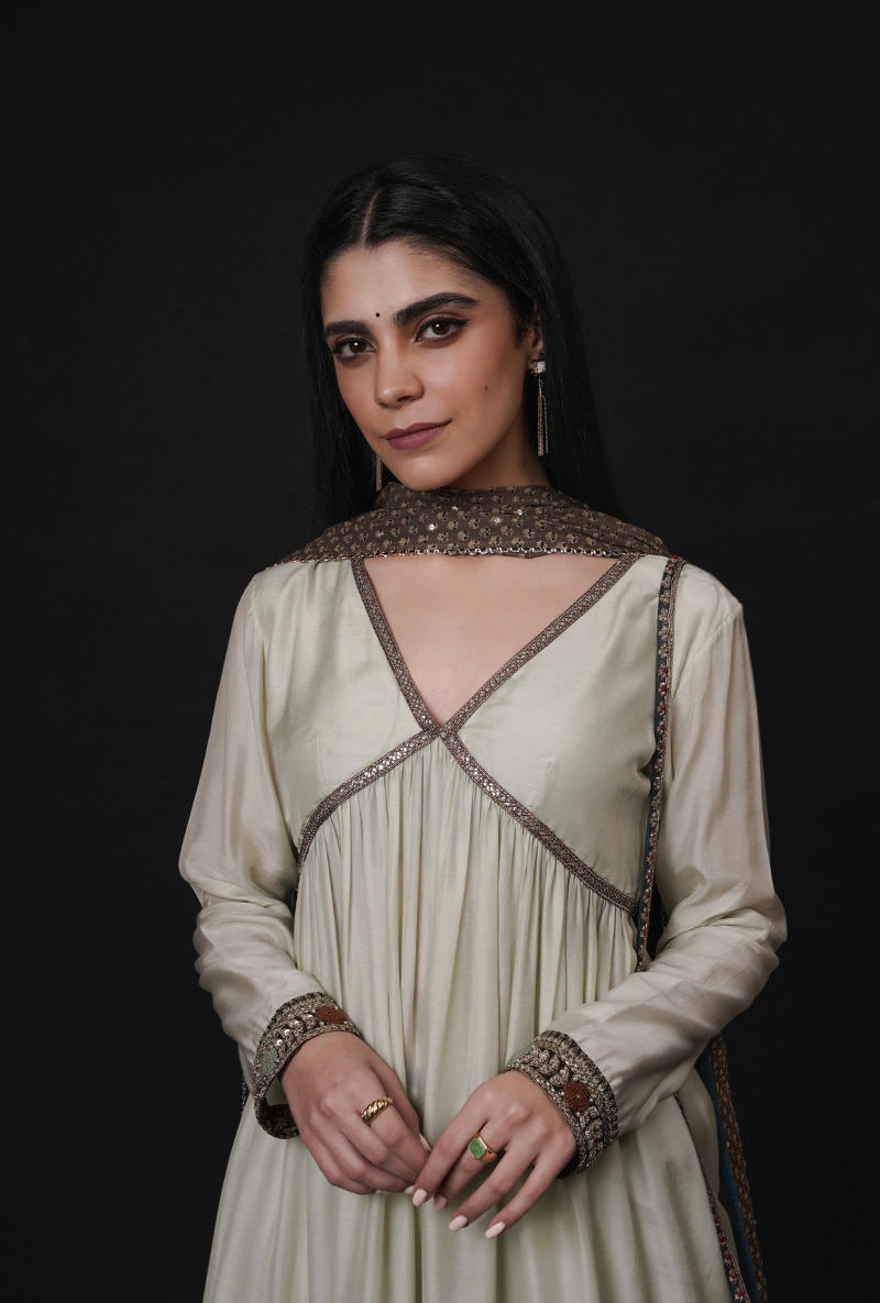 Hawayein Cross Yoke Embroidered Sharara Set
