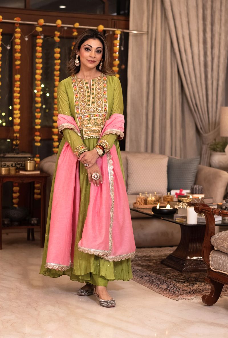 Meghna Nayyar in Green Rectangle Gota Yoke Rasiya Kurta Set