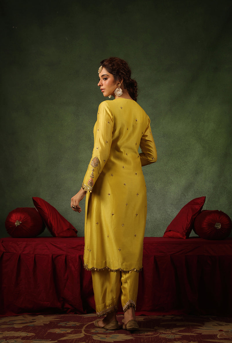 Yellow Ambi Buta Ishq Kurta Set