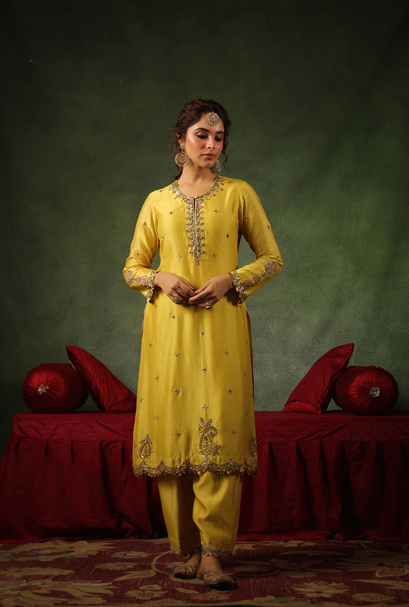 Yellow Ambi Buta Ishq Kurta Set