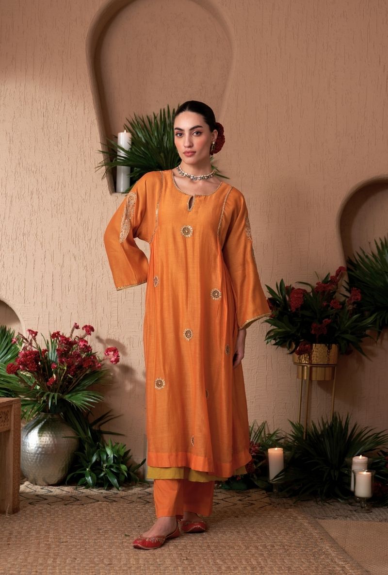 Orange Contrast Lining Square Sleeve Naveli Kurta Set