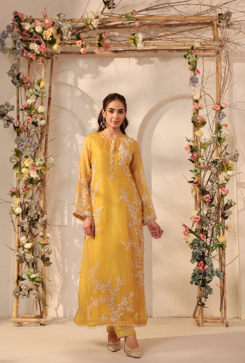 Yellow Jaal Straight Saaz Kurta Set