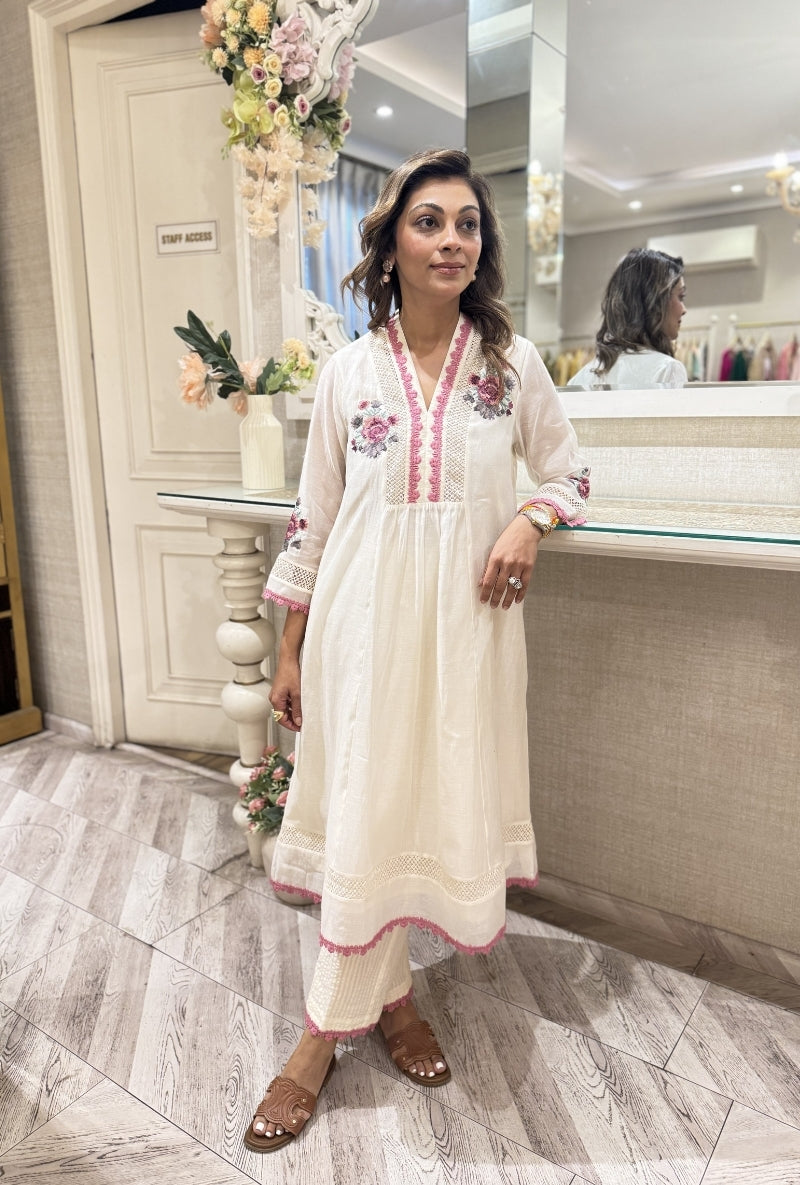 Meghna Nayyar in Ivory V Neck With Dusky Pink Lace Accents Pehar Kurta Set