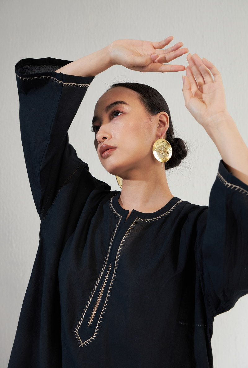 Black Hand Embroidred Naz Olivia Kurta Set