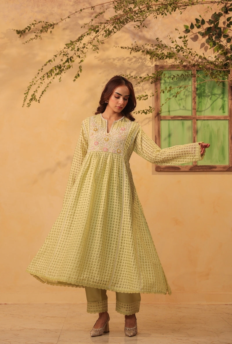 Green Panelled Saaz Kalidaar Kurta Set