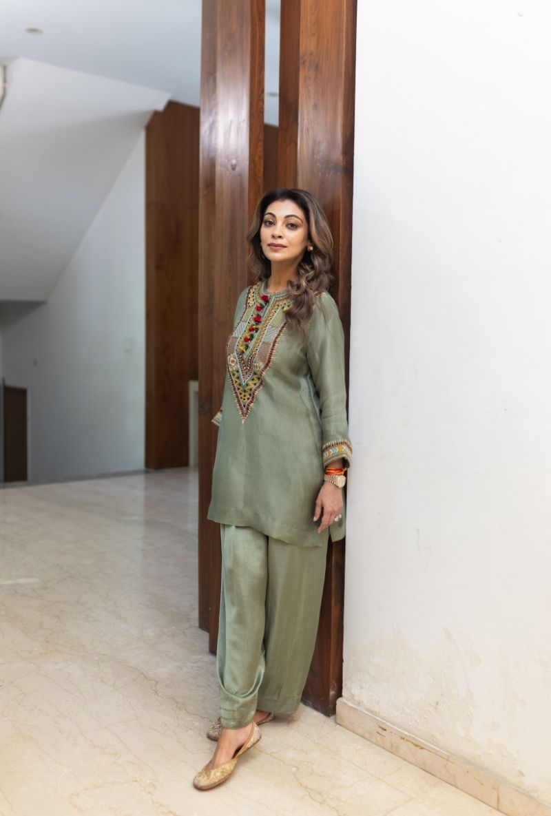 Meghna Nayyar in Green Colourful Resham Yoke Salwar Set