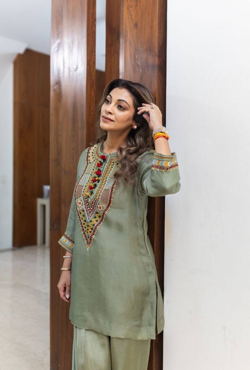 Meghna Nayyar in Green Colourful Resham Yoke Salwar Set