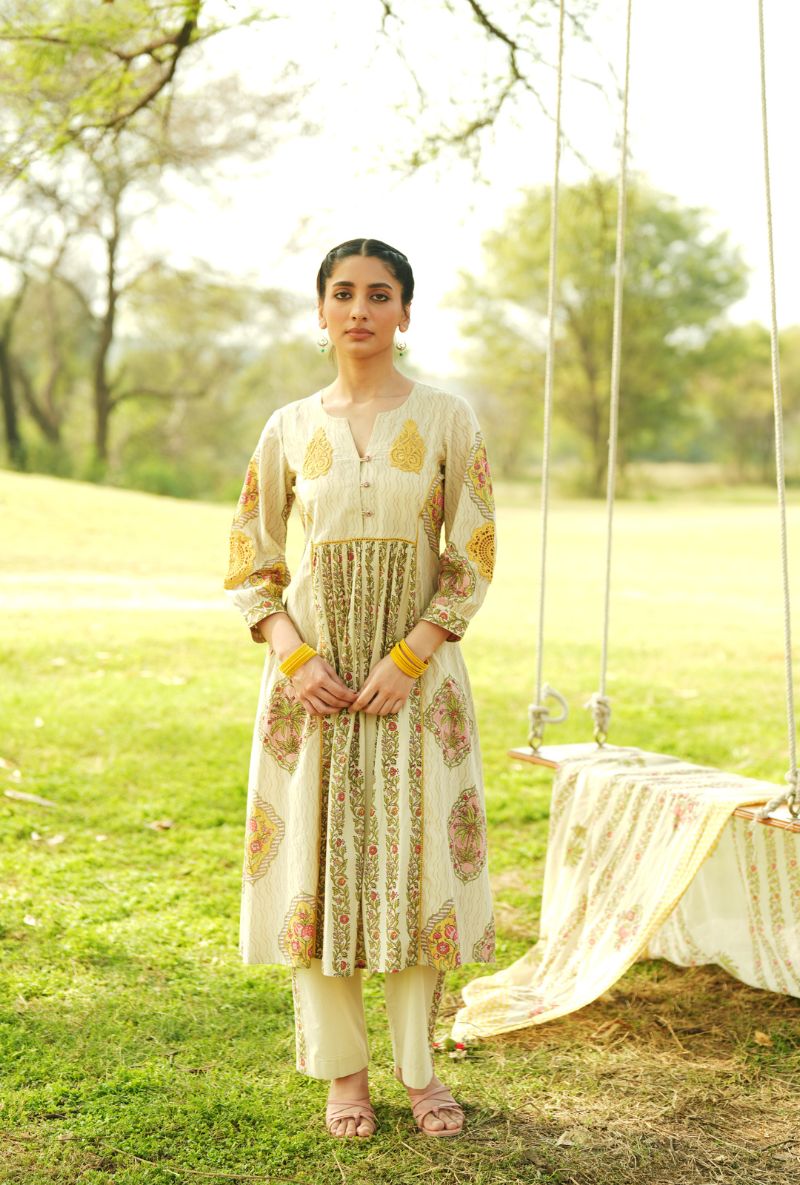 Yellow Front Yoke Gathered Teen Kali Gulmohar Kurta Set