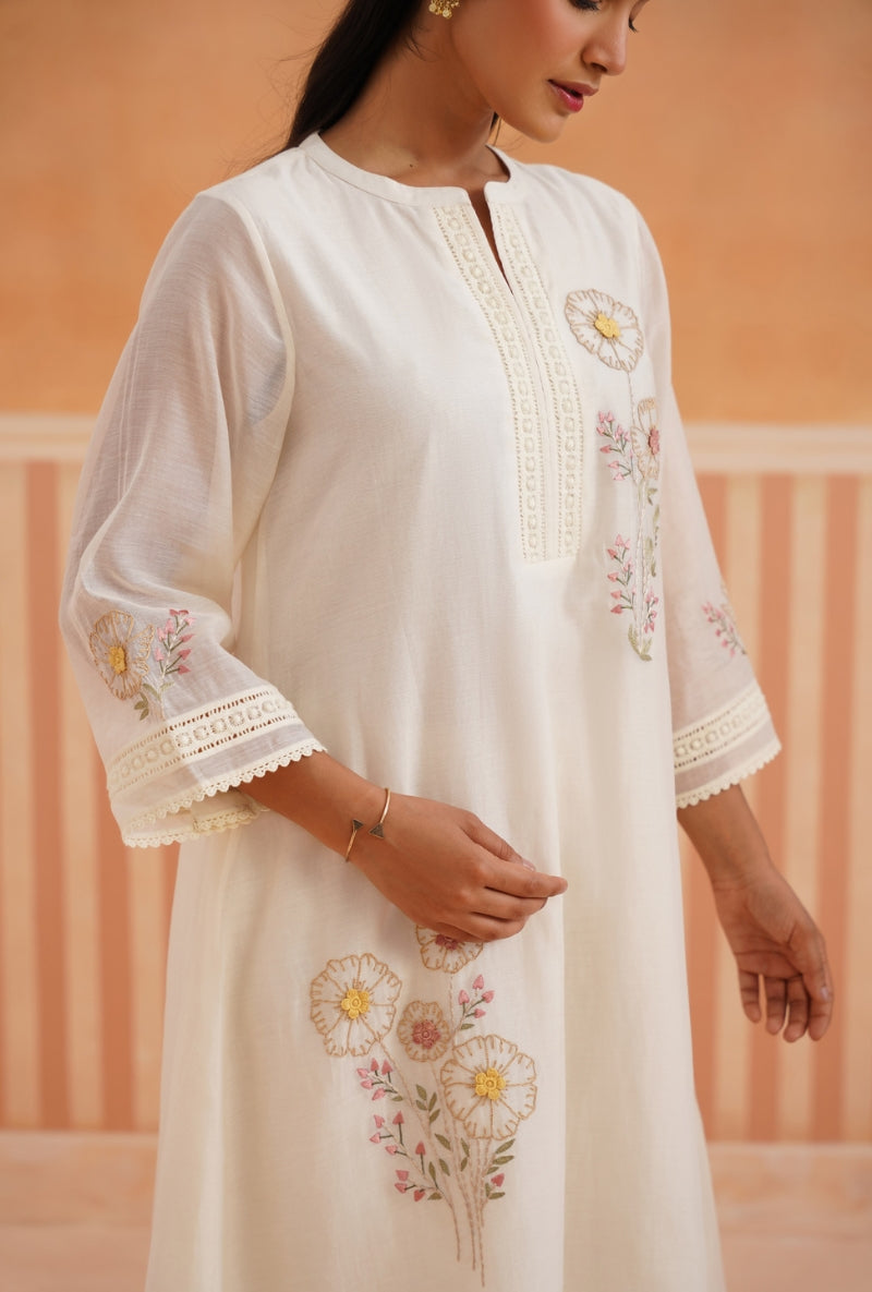 Ivory A-Line With Delicate Dori Floral Embroidery Pehar Kurta Set