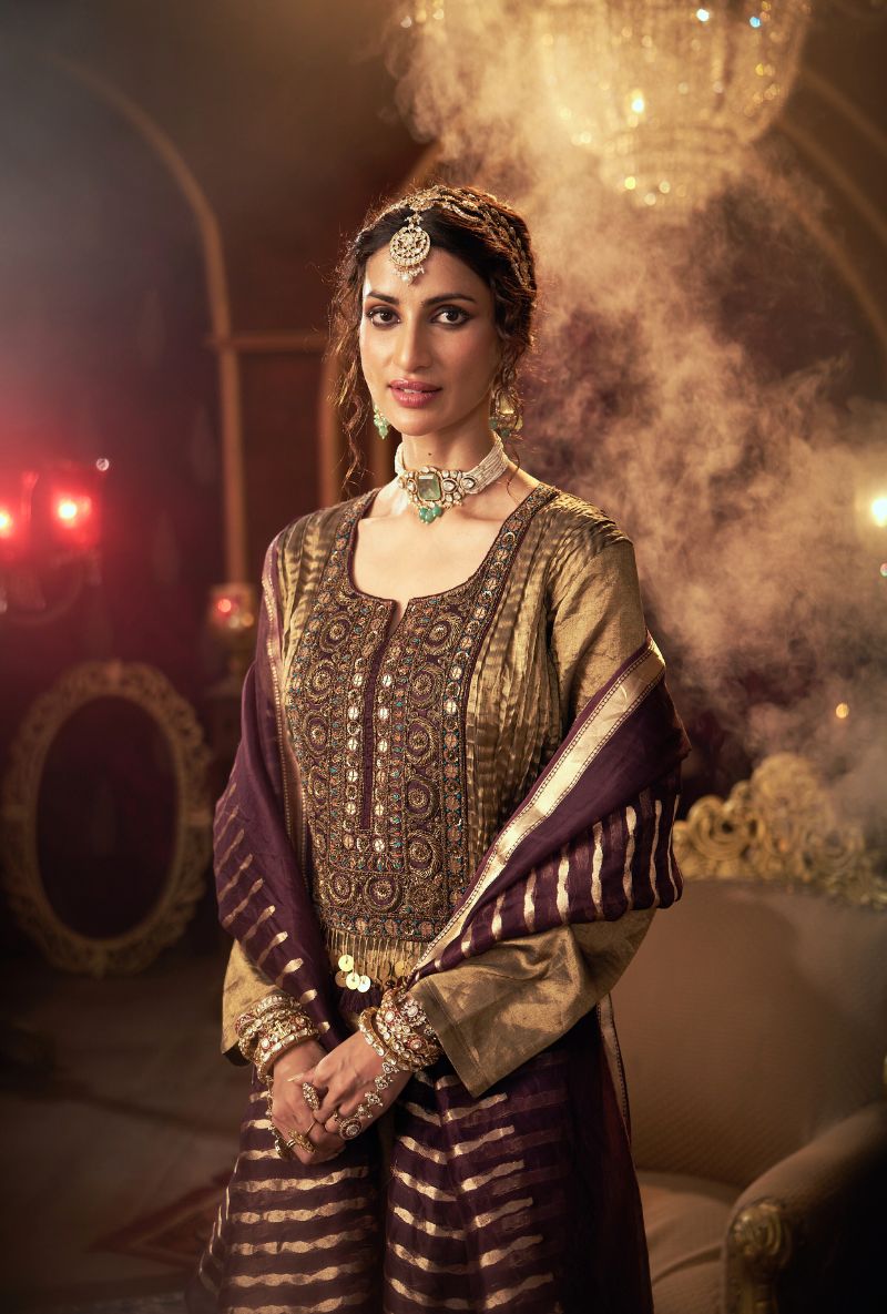 Anitque Gold Dabka and Resham Yoke Kainaat 2.0 Anarkali Set