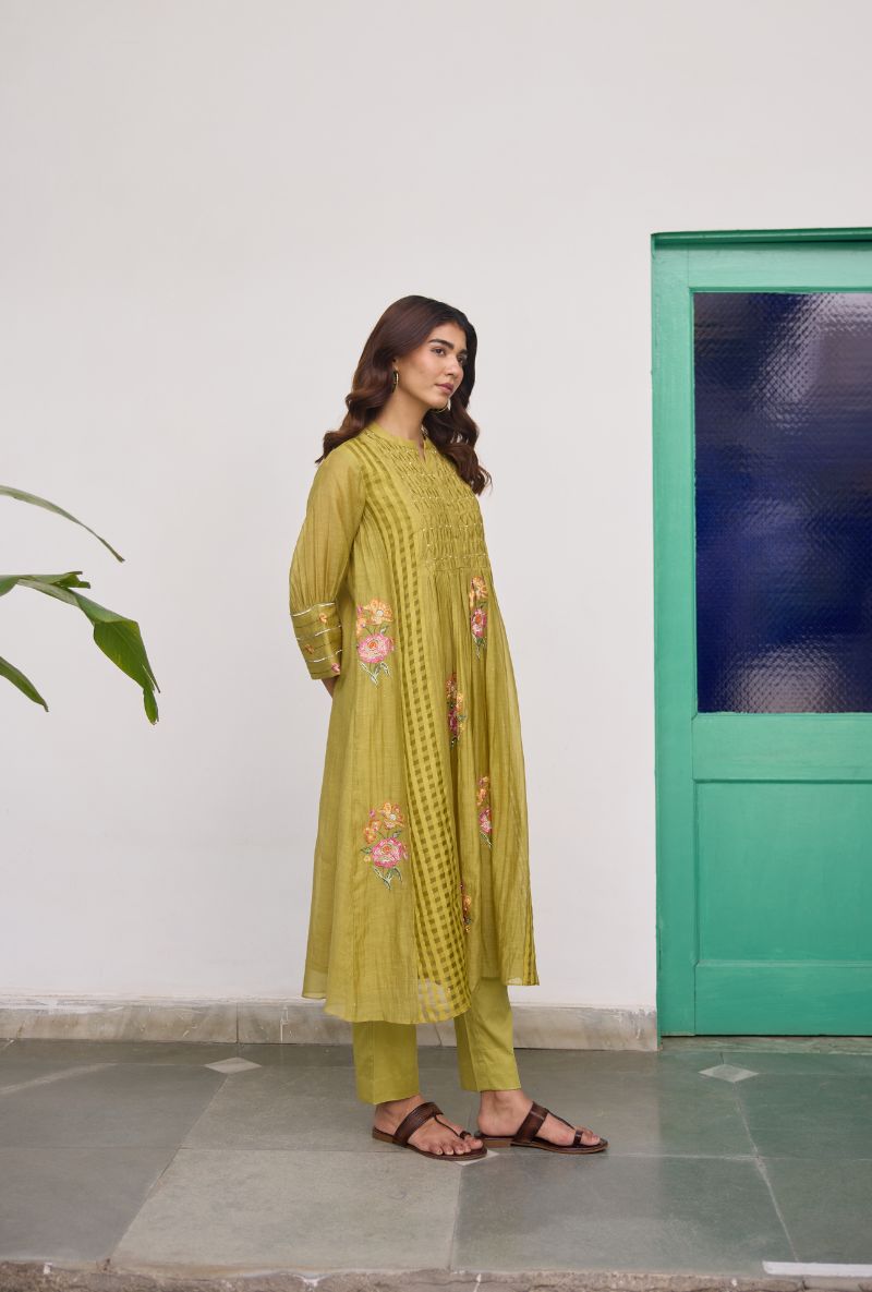 Green Smocked Yoke With Sequin Vaidehi Kurta Set
