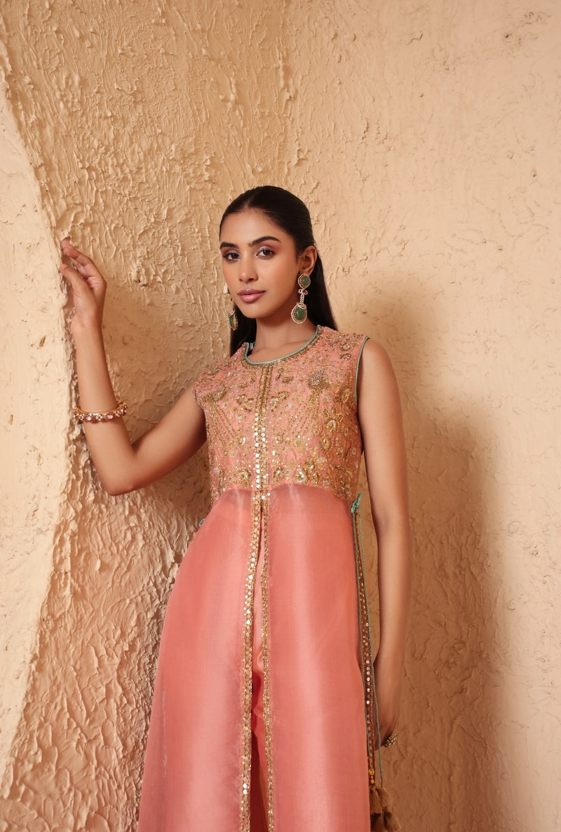 Peach Tie-up Sleeveless Nihira Kurta Set