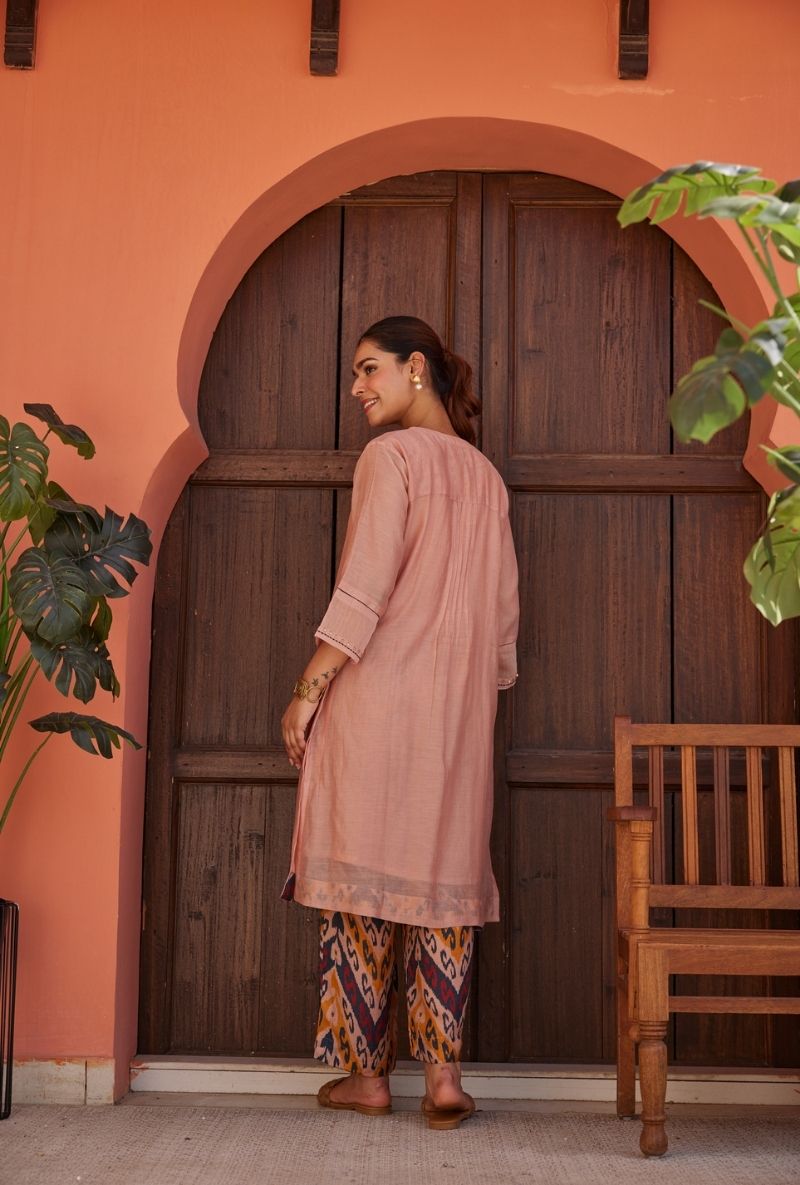 Rose Pink A-Line Zig-Zag Threadwork Maeri Kurta Set