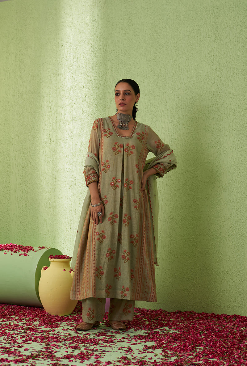 Mint Green Glass Neckline Taara Kurta Set