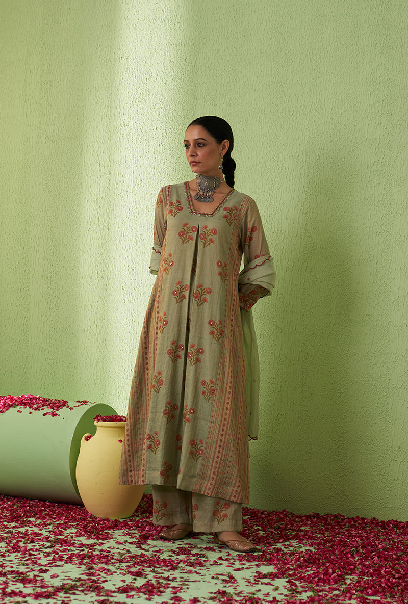 Mint Green Glass Neckline Taara Kurta Set