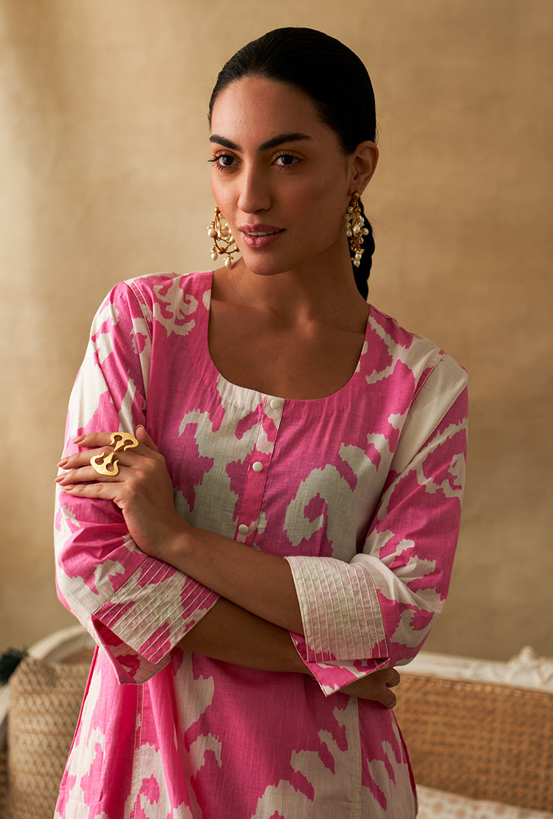 Pink And White Ikat Print Marigold Kurta Set